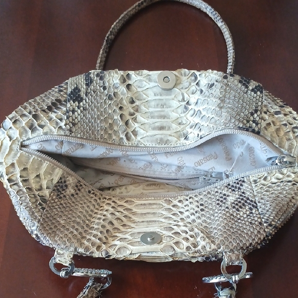 Fernando Pensato 'Python' Snakeskin Patterned Handbag - Picture 5 of 16